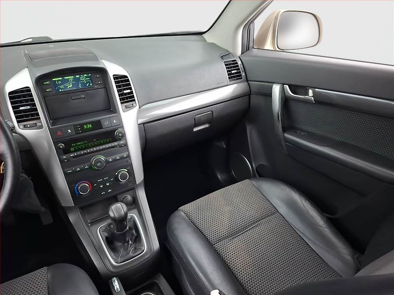 Chevrolet Captiva (2007) 2.0 D, 4X4, nová STK, Tažné - fotka 8 z 16