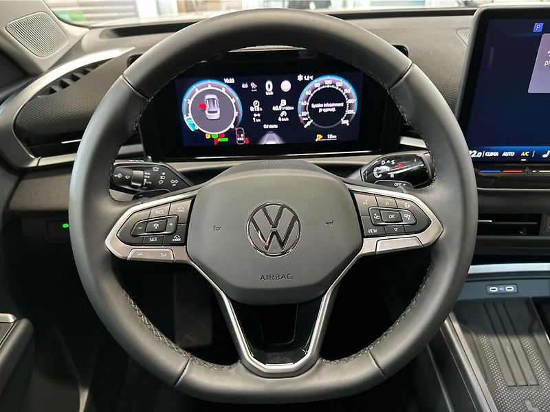 Volkswagen T-Roc (2025) Life 1,5 eTSI 85 kW 7DSG - fotka 19 z 23