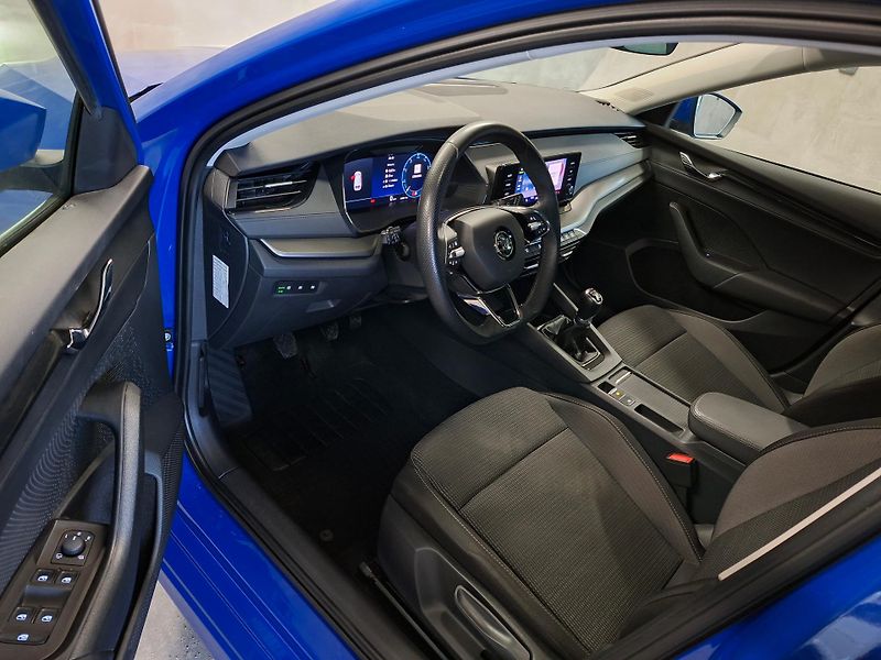 Škoda Octavia (2023) 2.0 TDI, VYHŘ.VOLANT, TAŽNÉ - fotka 7 z 24