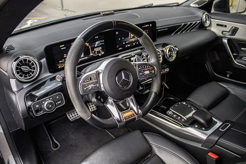 Mercedes-Benz CLA - fotka 13 z 47