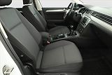 Volkswagen Passat (2015) 2.0 TDI, Navi, Tempomat - náhled 7
