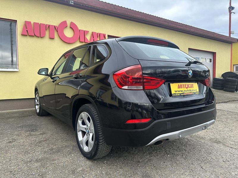 BMW X1 2.0D SDrive/Automat/95tisKM - fotka 5 z 27