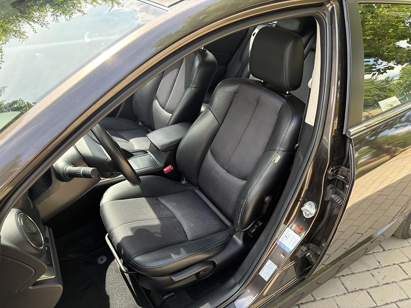 Mazda 6 2.0 Edition 125 - fotka 18 z 30