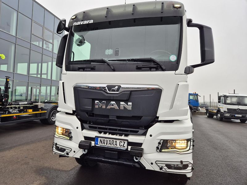 MAN TGM 26.320 VALNÍK S RUKOU HIAB 158 - fotka 4 z 14