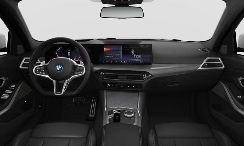 BMW Řada 3 330e xDrive - fotka 3 z 4