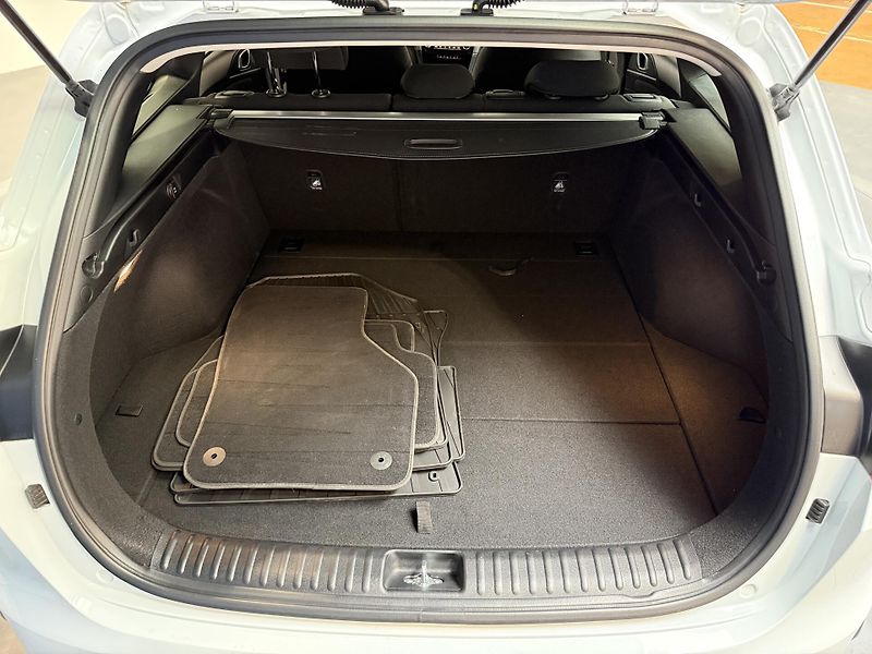 Kia Ceed 1.5 T-GDI 118kW Top SW DCT - fotka 12 z 13