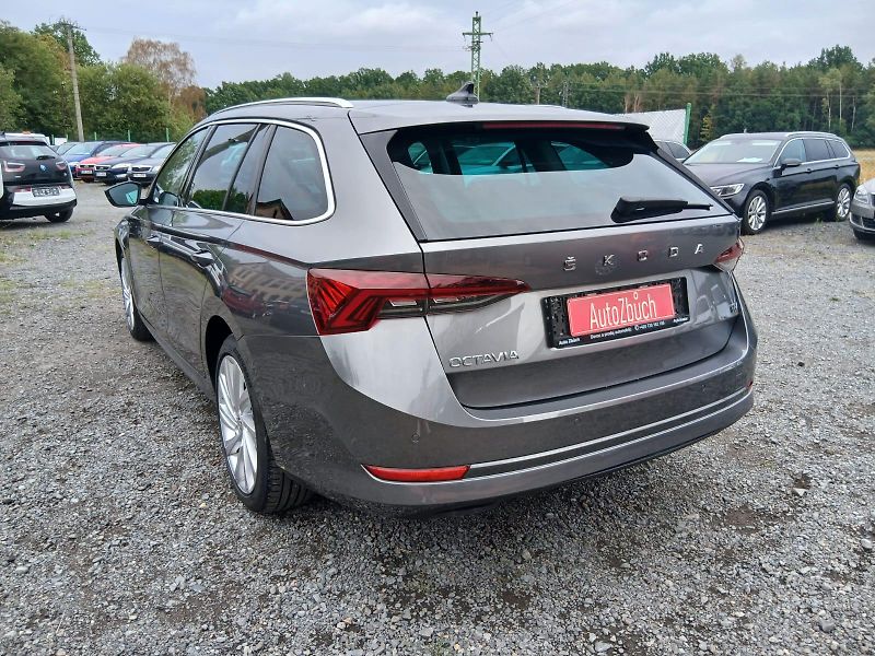 Škoda Octavia 4, iV, Plug in Hybrid, ALU 18 - fotka 15 z 66