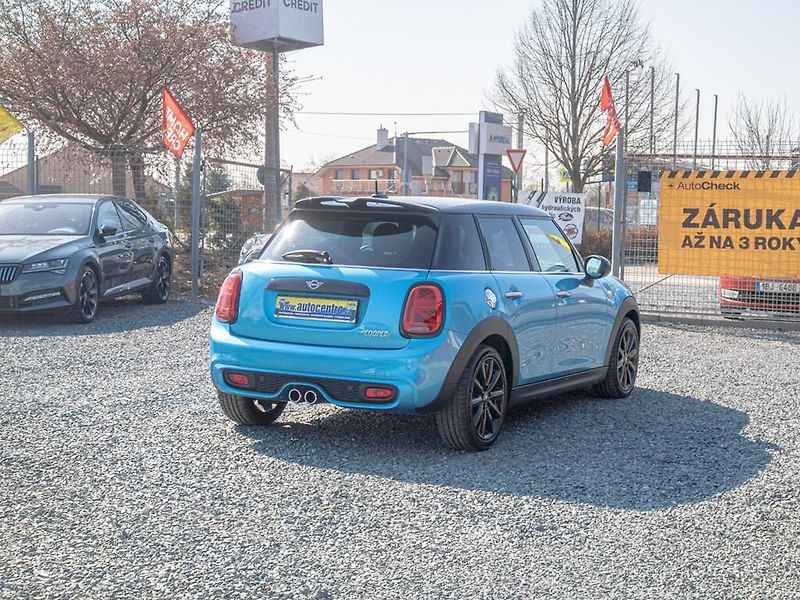 Mini Cooper S (2018) 12/18 2.0T 141KW mat - fotka 5 z 56