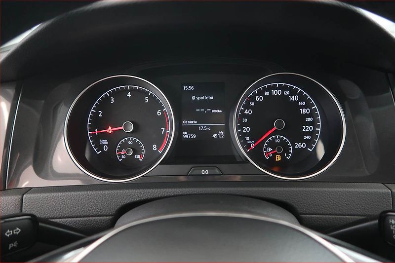 Volkswagen Golf (2017) 1.0 TSI, Serv.kniha, Tempomat - fotka 11 z 18