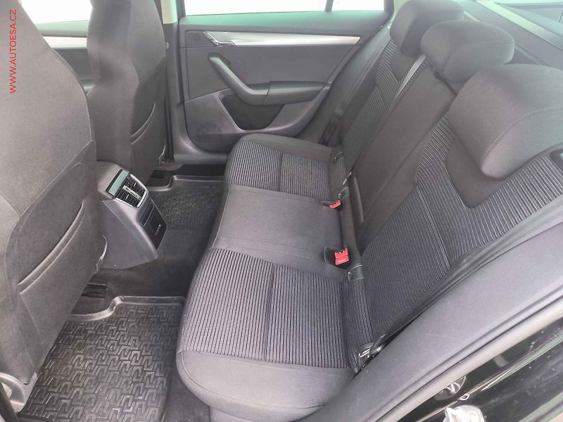 Škoda Octavia (2014) 2.0 TDi Sport, Elegance, TZ - fotka 10 z 20