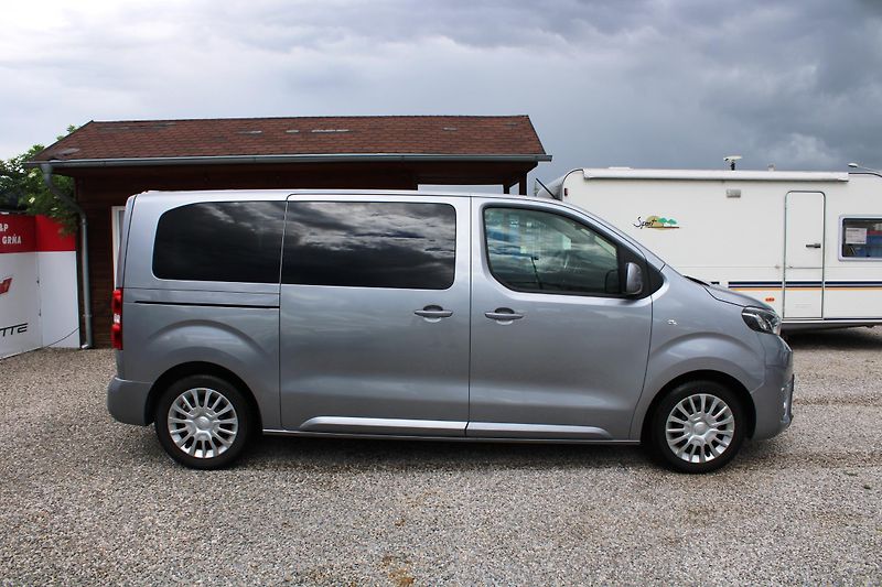 Toyota ProAce Verso (2022) 2,0D TEMPOMAT 8MÍST  KLIMA  - fotka 8 z 18