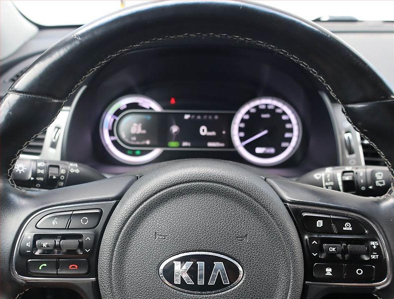 Kia Niro (2017) Hybrid, Automat, Serv.kniha - fotka 17 z 17