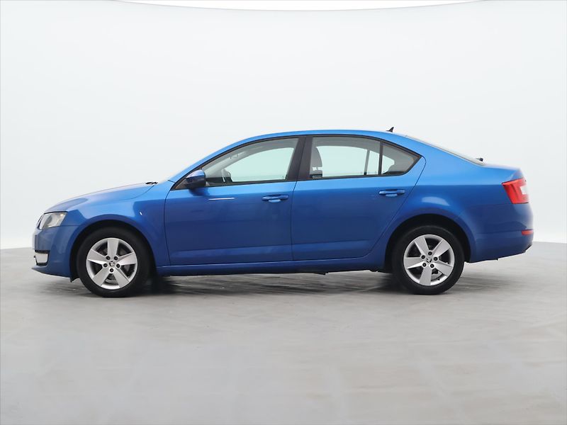 Škoda Octavia 2,0 TDI 110kW Elegance CZ - fotka 4 z 33