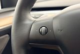 Tesla Model Y Long Range AWD - náhled 18