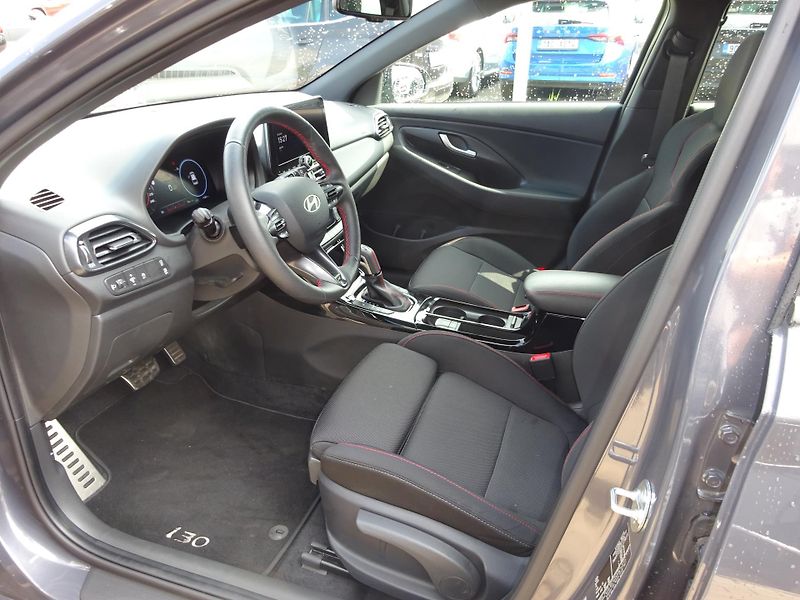 Hyundai i30 1.5 T-GDI 103kW DCT N-Line - fotka 10 z 20