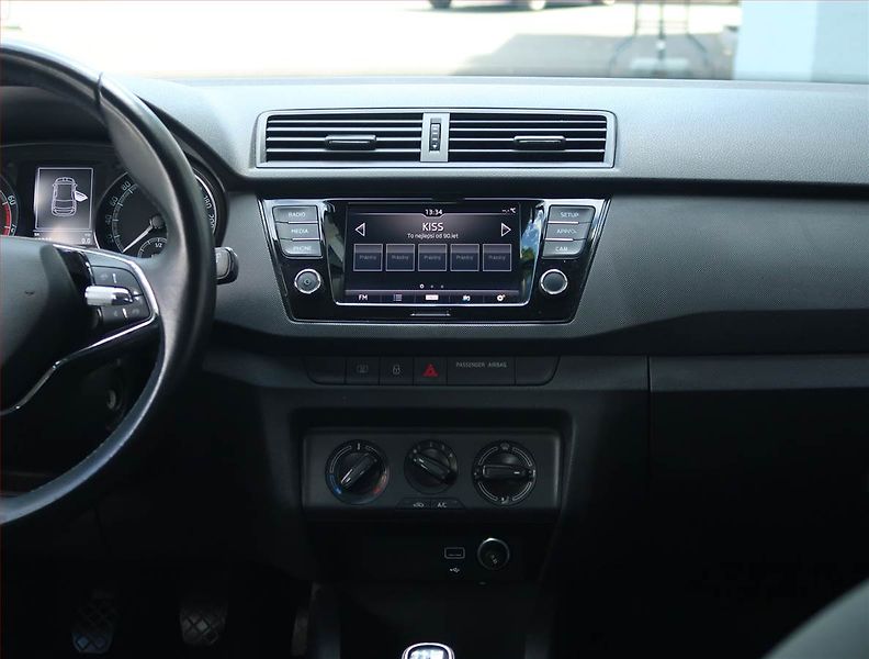 Škoda Fabia (2021) Ambition 1.0 TSI, ČR,1.maj - fotka 12 z 17
