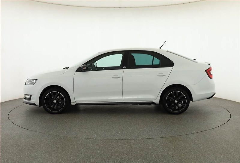 Škoda Rapid (2019) Monte Carlo 1.0 TSI, Bi-Xenony - fotka 3 z 19