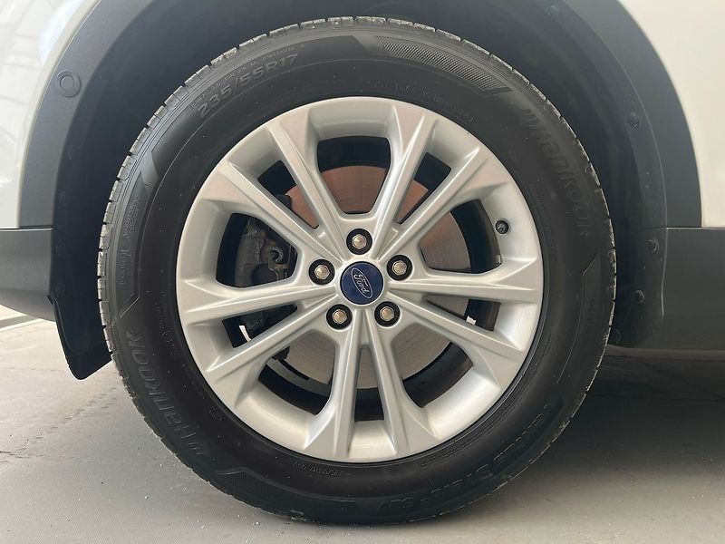 Ford Kuga 2.0 TDCi Titanium Cebia - fotka 45 z 50