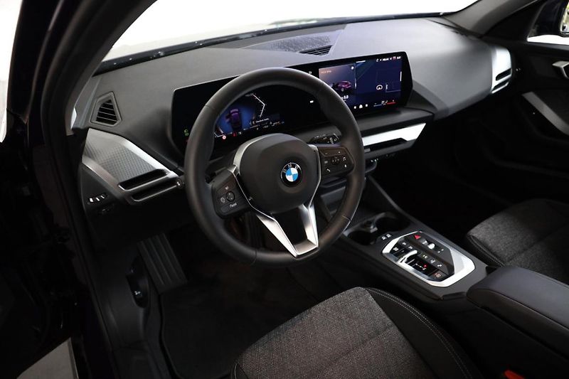 BMW Řada 1 116 - fotka 2 z 20
