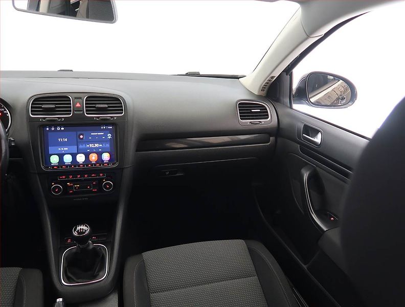Volkswagen Golf (2011) Comfortline 1.4 TSI - fotka 8 z 15