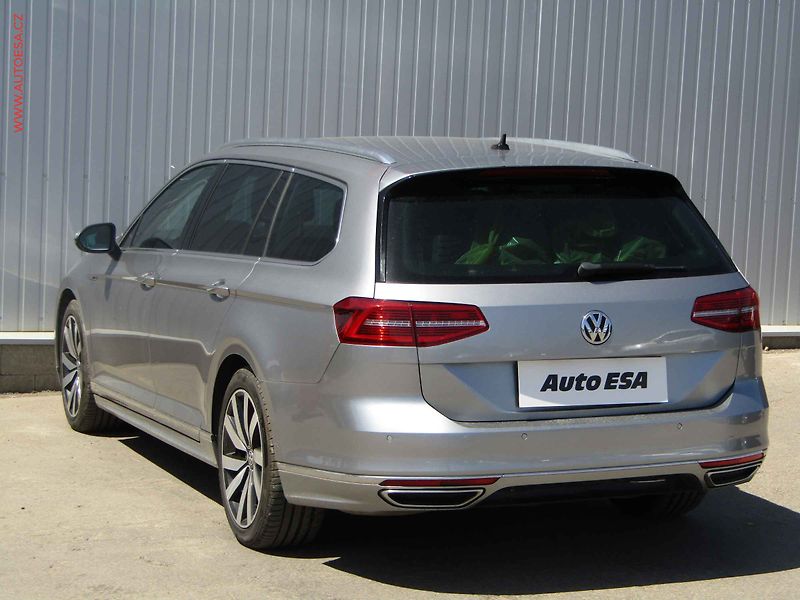 Volkswagen Passat (2018) 2.0 TDi 4x4, ČR, DSG, STK7/28 - fotka 6 z 21