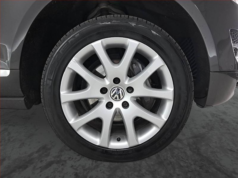 Volkswagen Touareg (2008) R-Line 3.0 TDI, 4X4, Automat - fotka 15 z 23