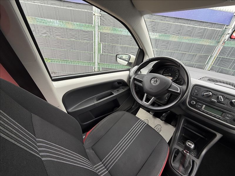 Škoda Citigo 1.0 MPI Sport - fotka 8 z 11