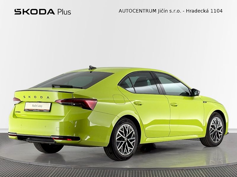 Škoda Octavia (2025) 1.5TSI 110kW SportLine - fotka 2 z 28