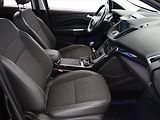 Ford Kuga (2017) 2.0 TDCi, Kůže, Navi, Tempomat - náhled 7