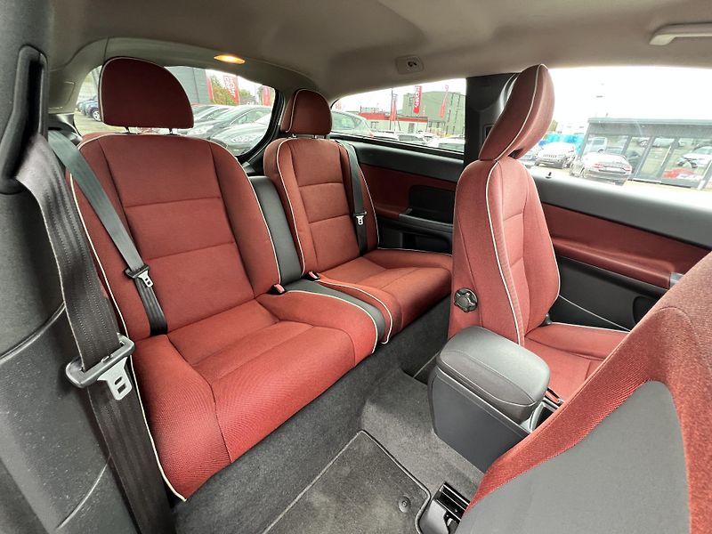 Volvo C30 1.6D ABS KLIMATIZACE TAŽNÉ - fotka 24 z 35