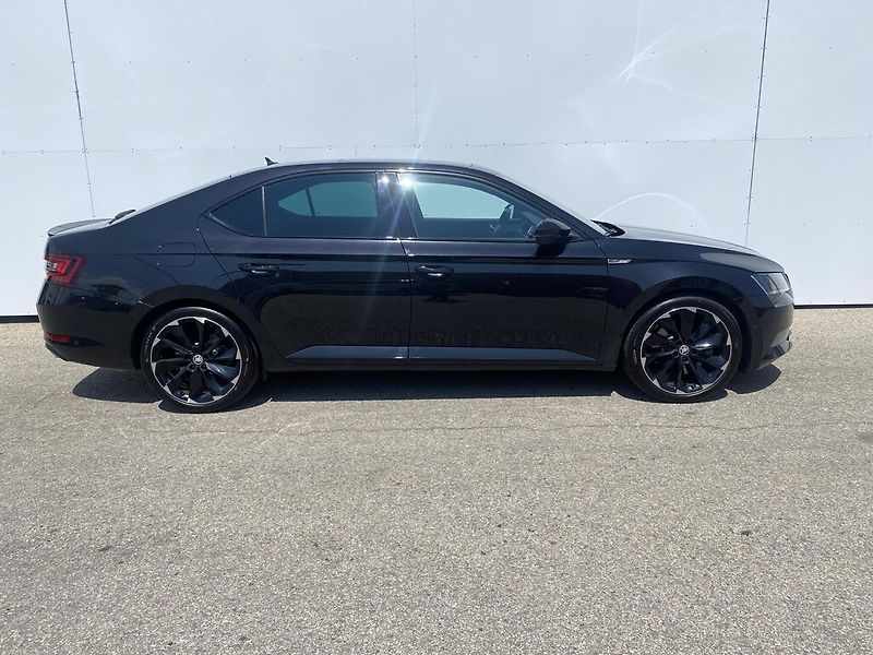 Škoda Superb 2.0 TSI 200 kW 4x4 DSG - fotka 3 z 30