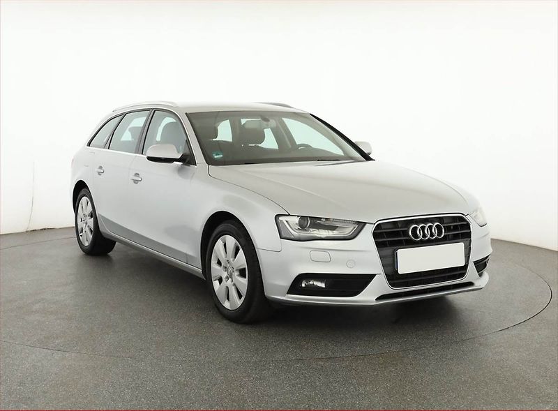 Audi A4 (2013) 3.0 TDI, 4X4, Automat, Navi - fotka 1 z 19