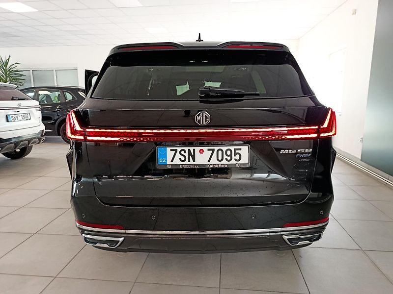 MG MGS9 (2026) Premium 1.5 TGI PHEV 220 kW - fotka 4 z 8