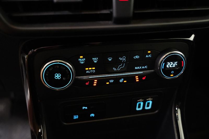 Ford EcoSport - fotka 21 z 23
