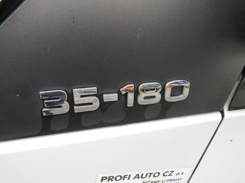 Iveco Daily (2017) 35S18 MAXI 7míst - fotka 13 z 13