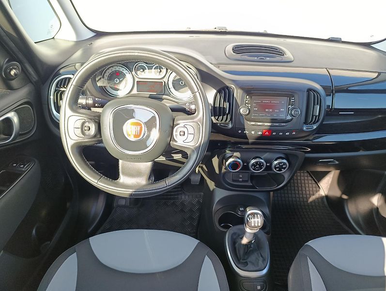 Fiat 500L 1.6JTD 77kW LIVING ČR - fotka 19 z 30
