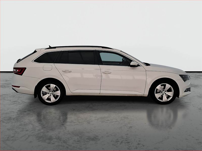 Škoda Superb (2018) Style 2.0 TDI, Serv.kniha - fotka 6 z 17