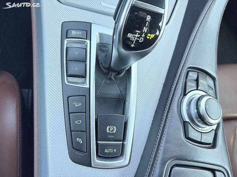 BMW Řada 6 650i xDrive CZ - fotka 16 z 39