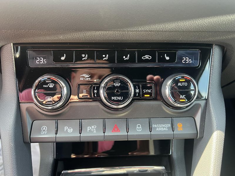 Škoda Karoq 2.0 TDi 4x4 DSG Sportline max. - fotka 6 z 12