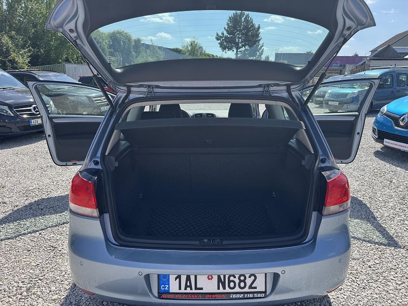 Volkswagen Golf (2008) VI,1.4-16V,SERVISKA - fotka 10 z 26