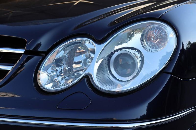 Mercedes-Benz CLK 550 AMG CABRIO 285kW - fotka 4 z 50