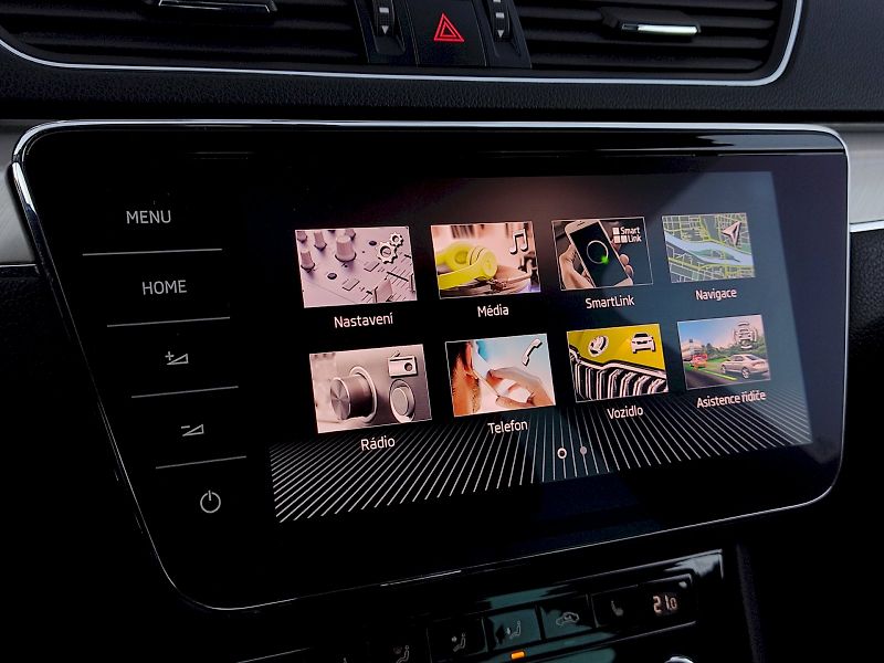 Škoda Superb (2020) L&K 2,0 Tdi 147 Kw 4x4 DSg - fotka 14 z 46