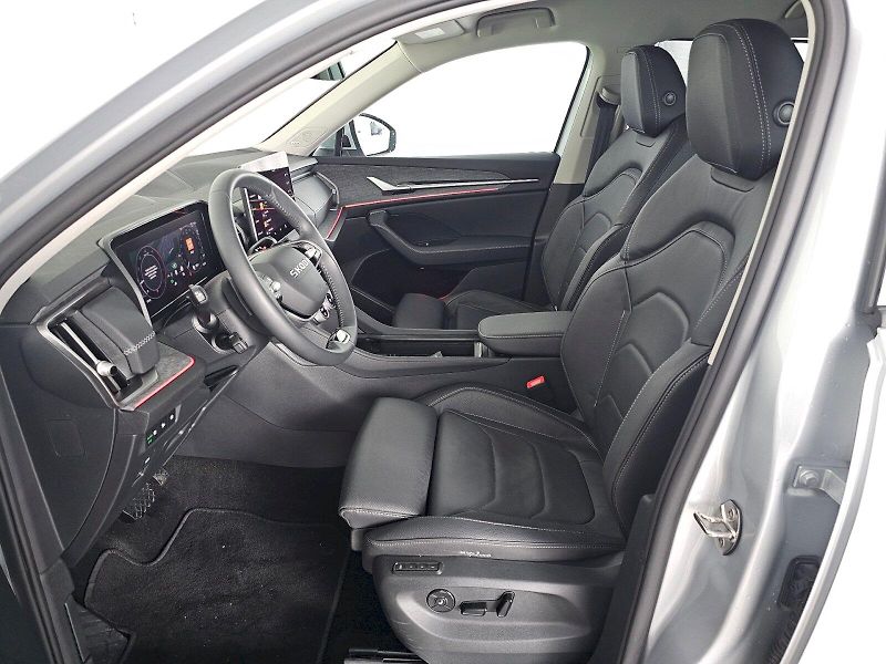 Škoda Kodiaq (2025) 2.0TDi 4X4 DSG 142kW EXCLUSIVE - fotka 6 z 31