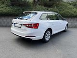 Škoda Superb 2.0 TDi 110 kW FACELIFT MR2020 - náhled 3