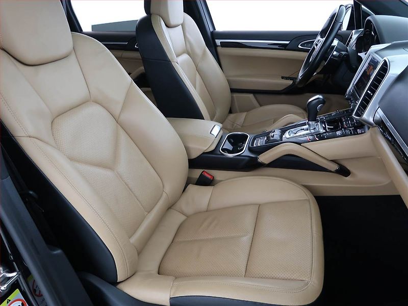 Porsche Cayenne (2016) S Diesel - fotka 9 z 24