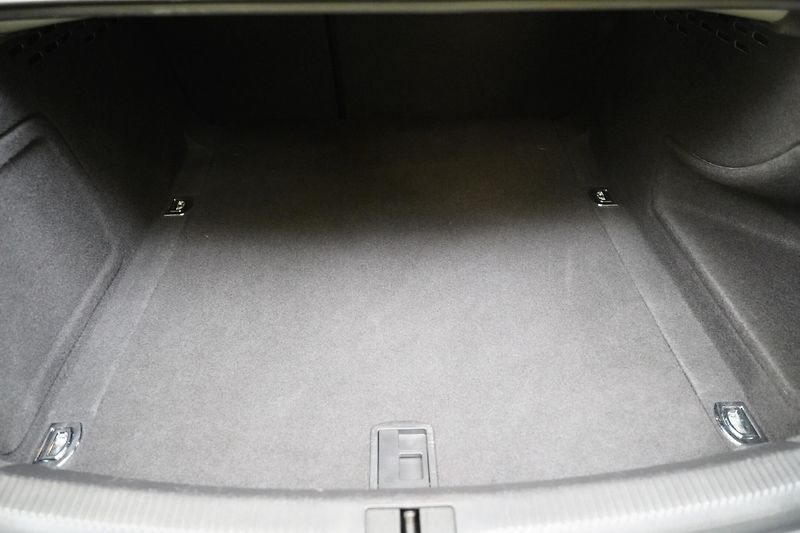 Audi A4 - fotka 28 z 28