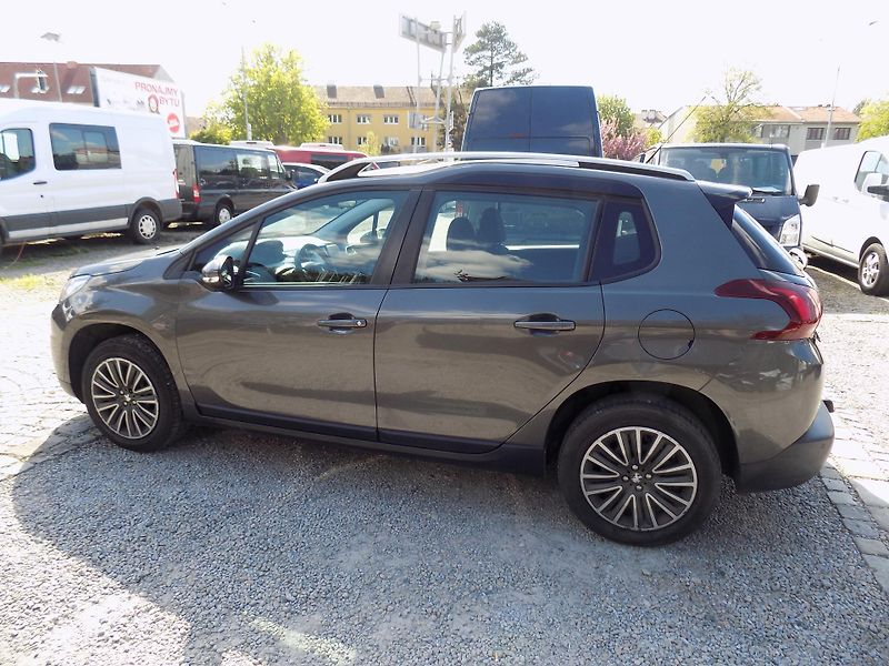 Peugeot 2008 1,2I 60 KW ACTIVE, TAŽNÉ, ČR - fotka 14 z 41