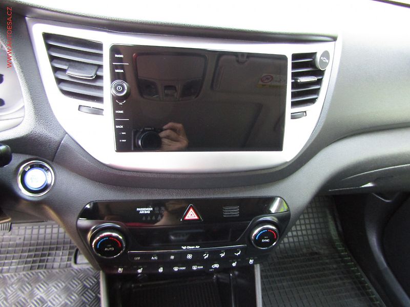Hyundai Tucson (2016) 2.0 CRDi 4x4, ČR, Premium - fotka 15 z 25
