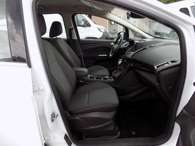 Ford C-MAX 2,0 TDCI 110 KW TITANIUM NAVI - fotka 27 z 39