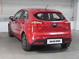 Kia Rio (2013) 1.1 CRDI, 2.maj,ČR, servis - náhled 3